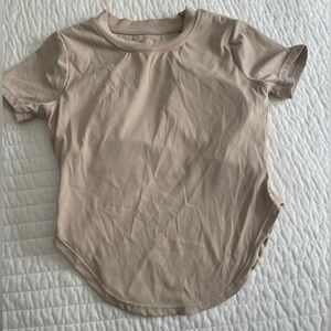 Lululemon ribbed short sleeve shirt